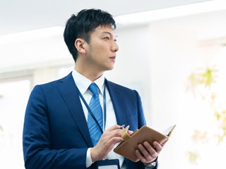 株式会社REVOLEA