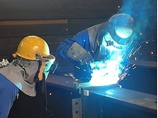 株式会社神地鉄工所