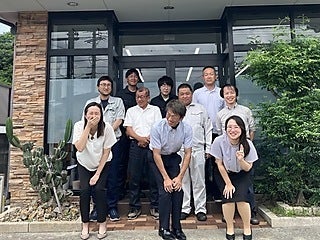 株式会社アクシス